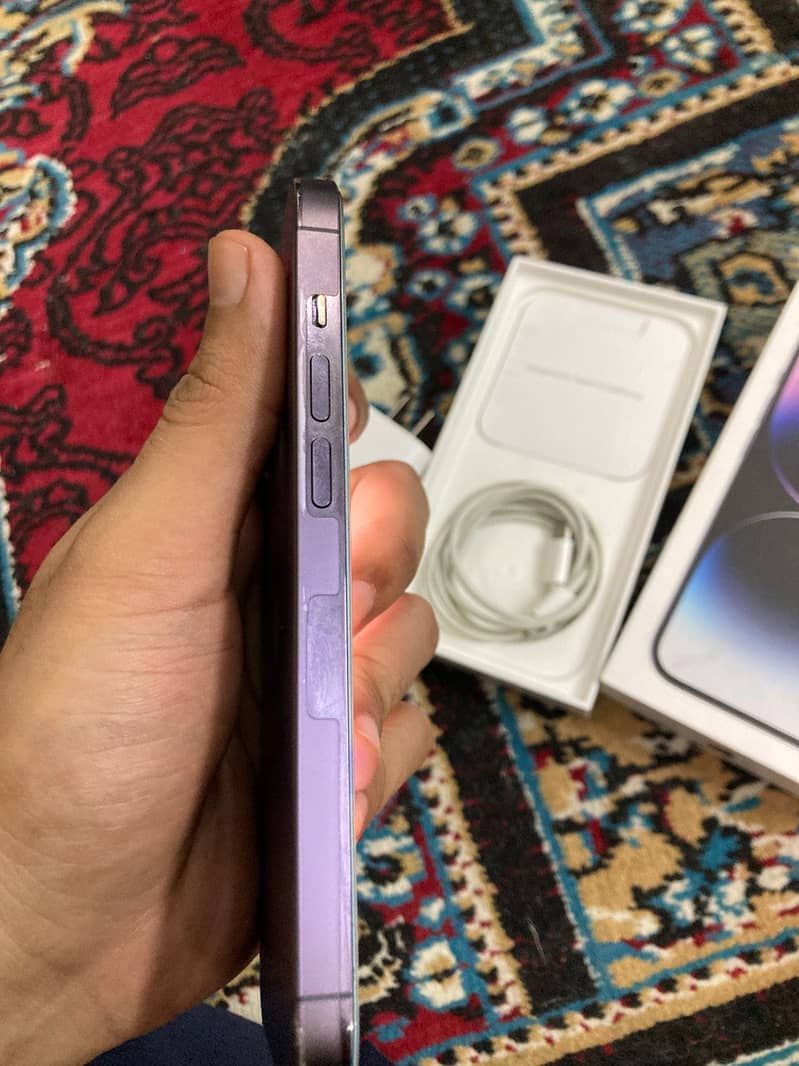 Iphone 14pro 8