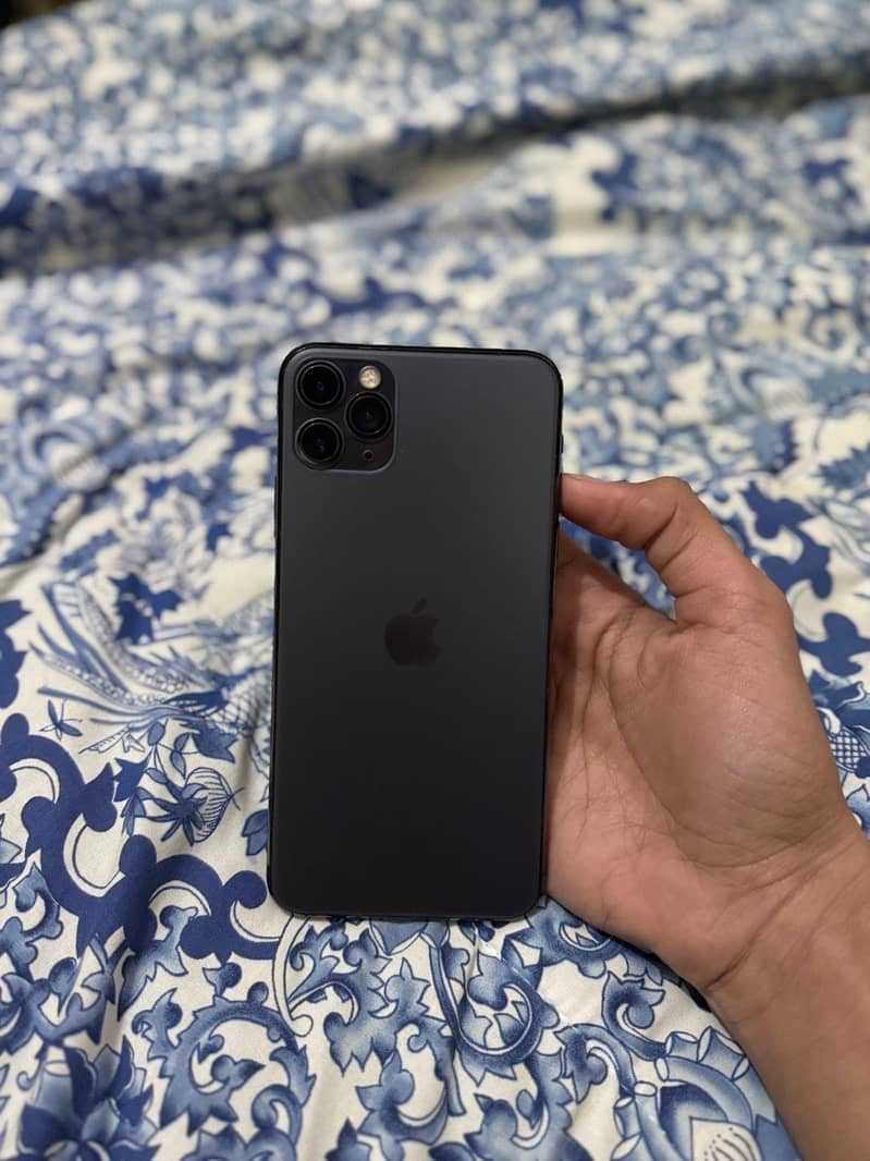 iPhone 11 Pro max 1