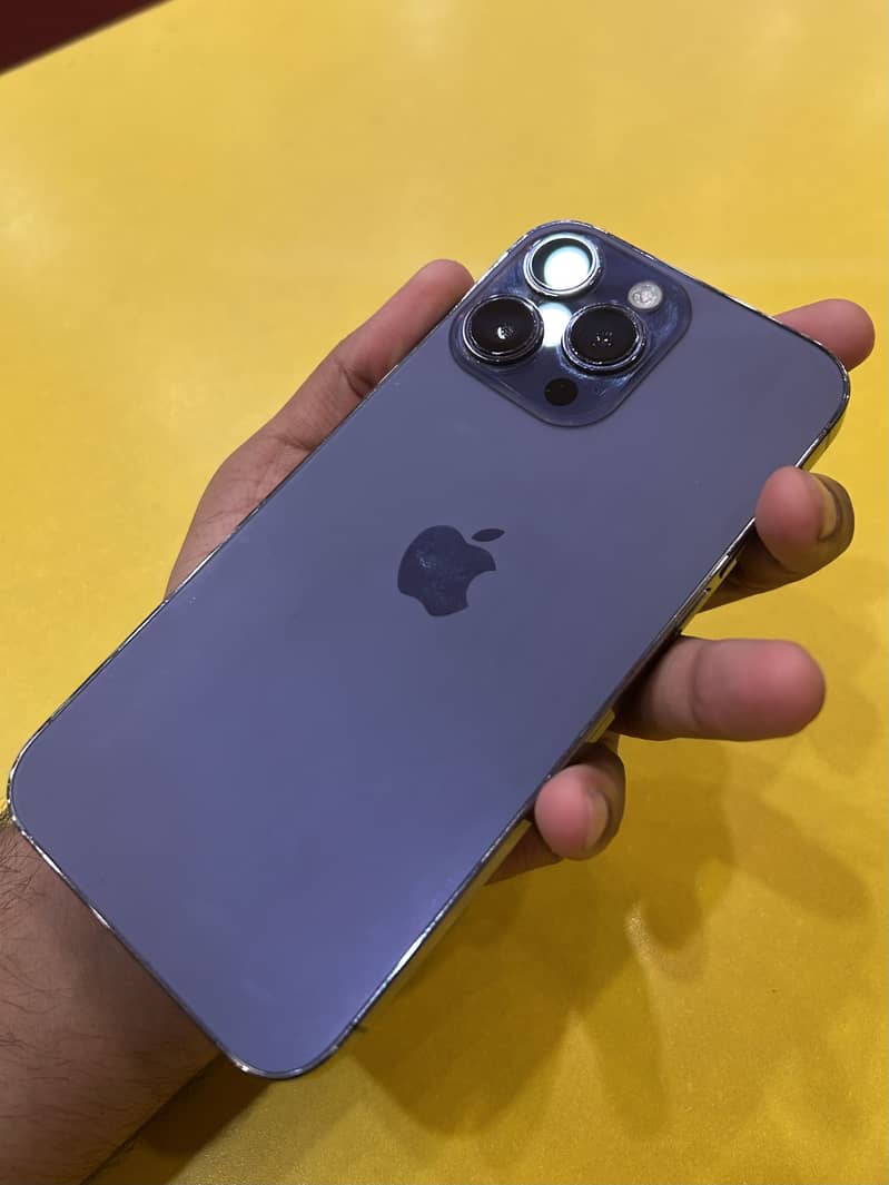 iPhone 14 pro max 0