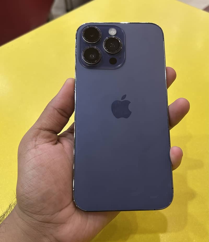 iPhone 14 pro max 1