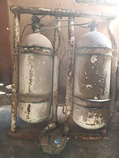 CNG cylinder and kit