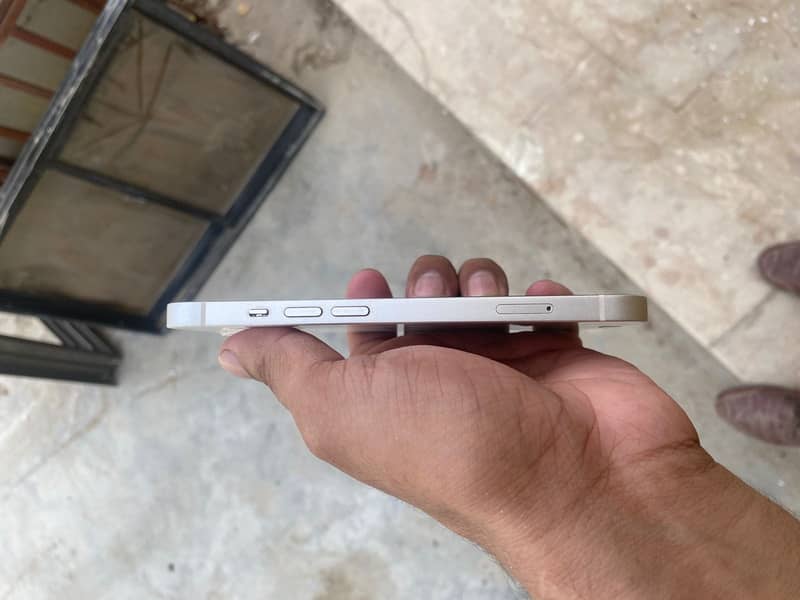 Iphone 13 Jv 0