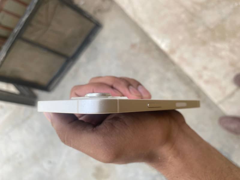 Iphone 13 Jv 3