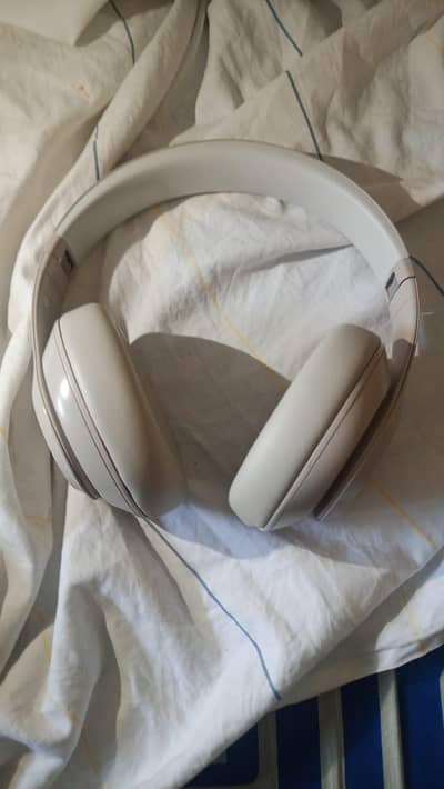 Beats studio pro