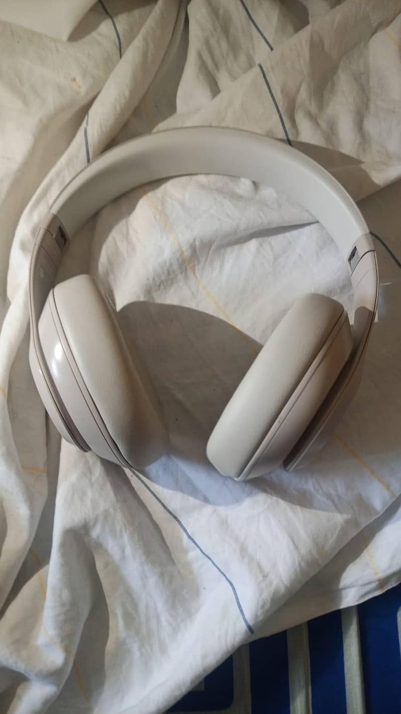 Beats studio pro 0