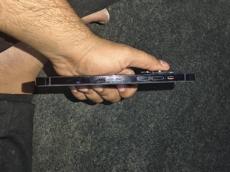 iphone 14 pro max 2