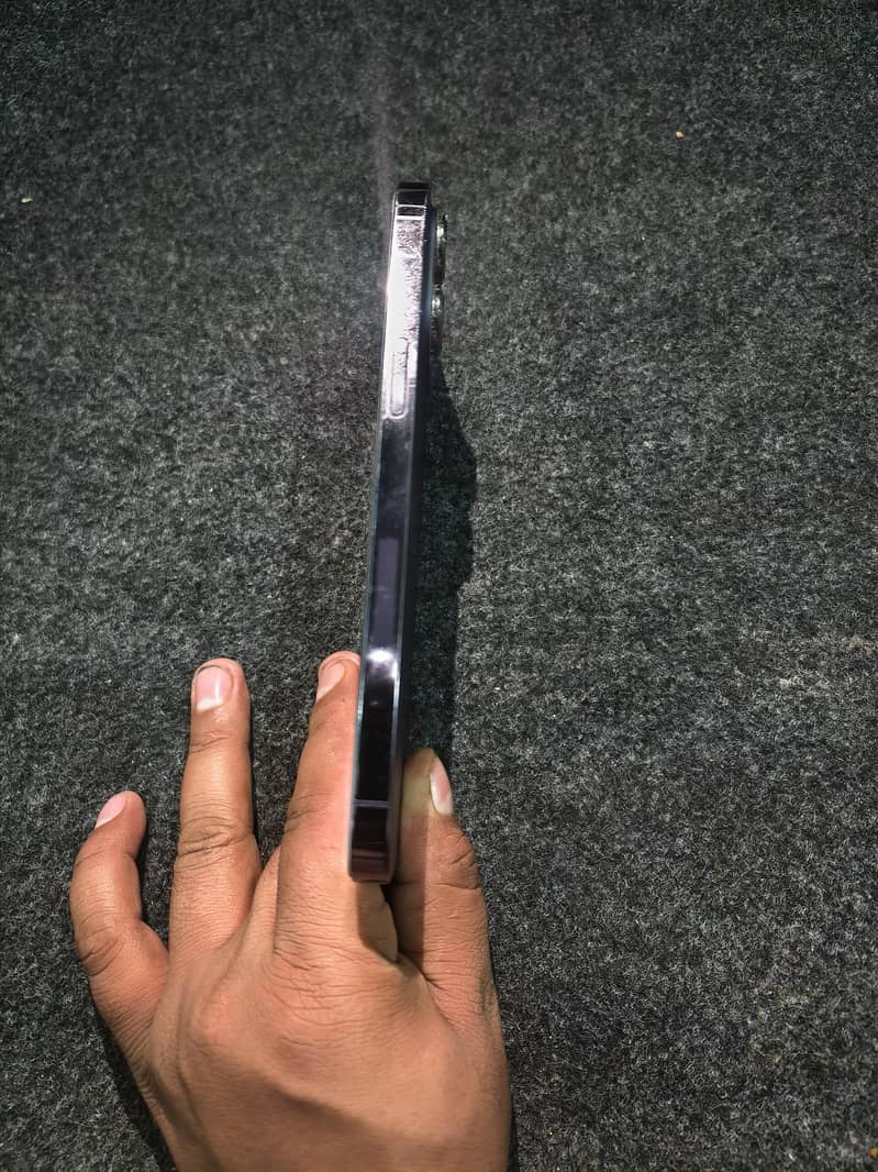 iphone 14 pro max 3