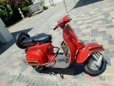 03234690675 vespa restoration good condition