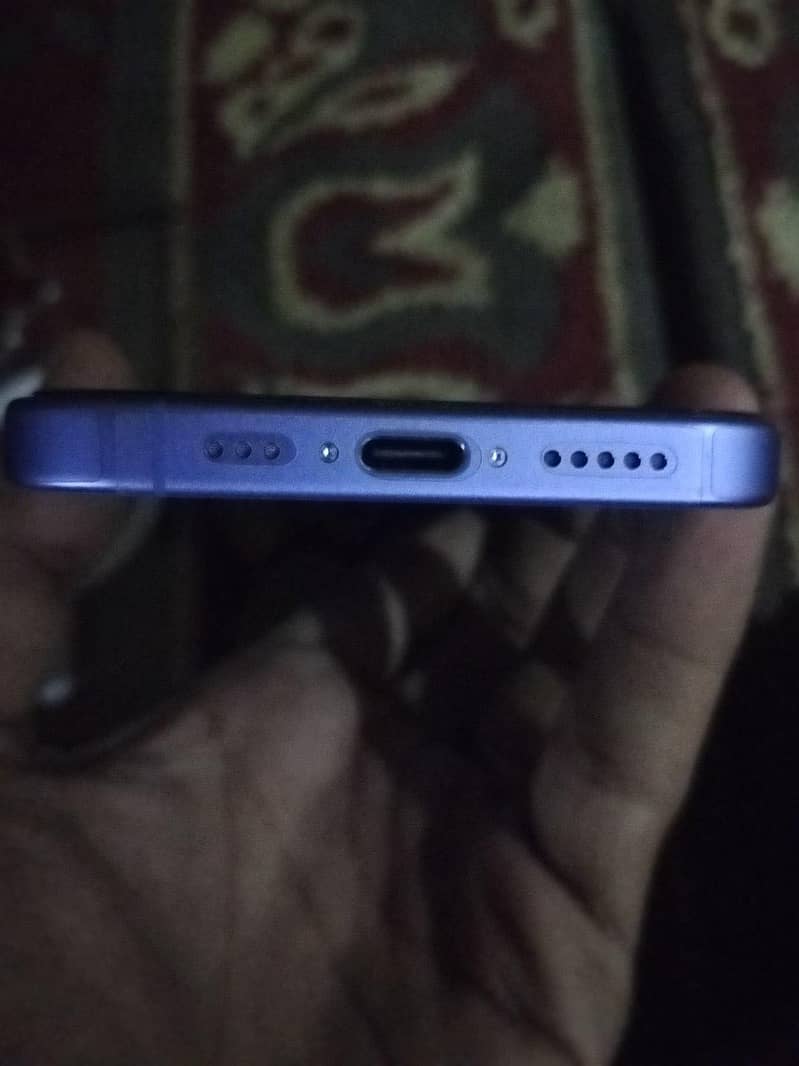 Iphone 16 jv 4