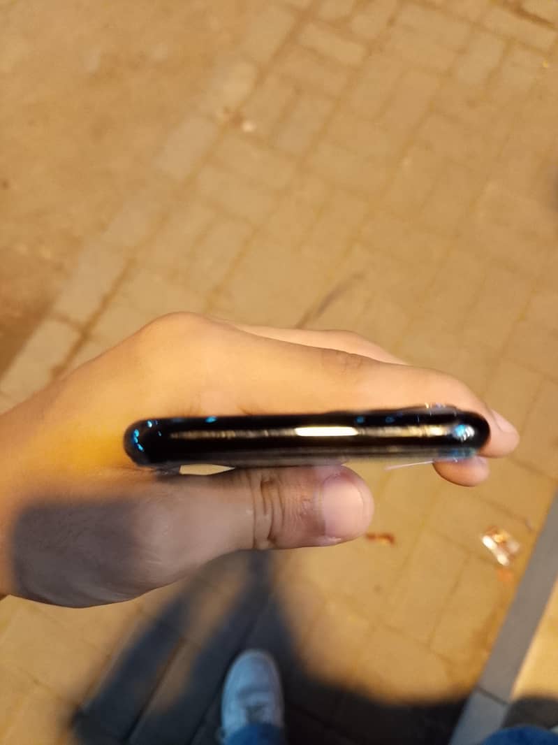 iphone 11 pro 5