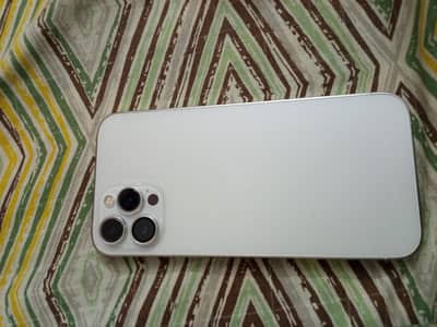 iPhone 12 Pro Max scratch less