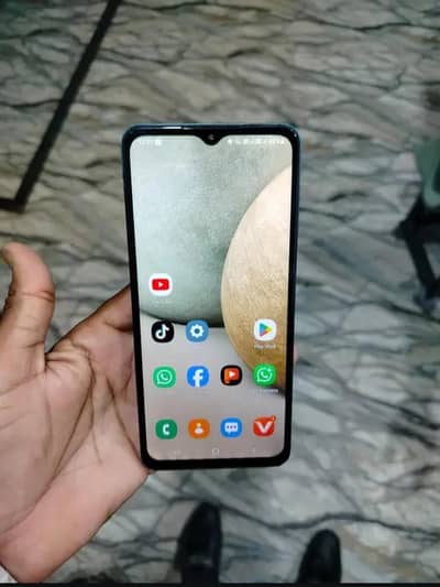 samsung a12
