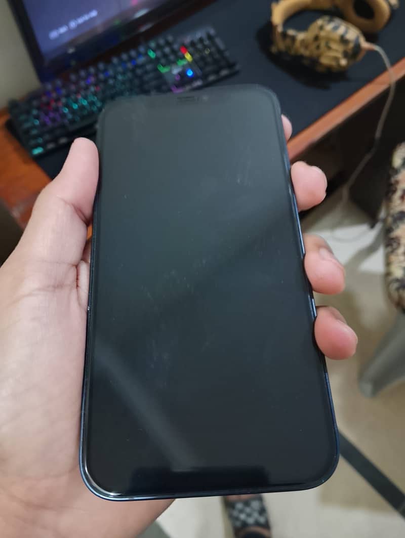 Iphone 12 jv 0