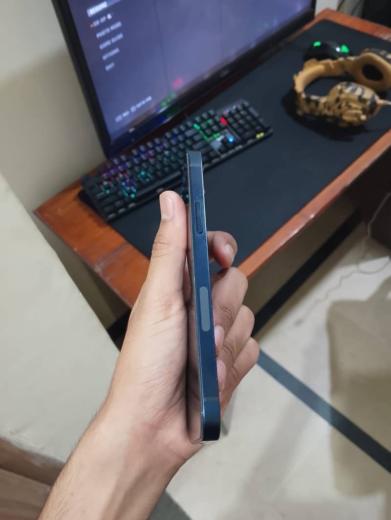 Iphone 12 jv 4