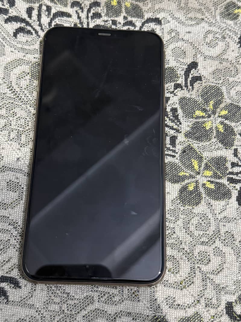 iPhone 11 Pro Max 10