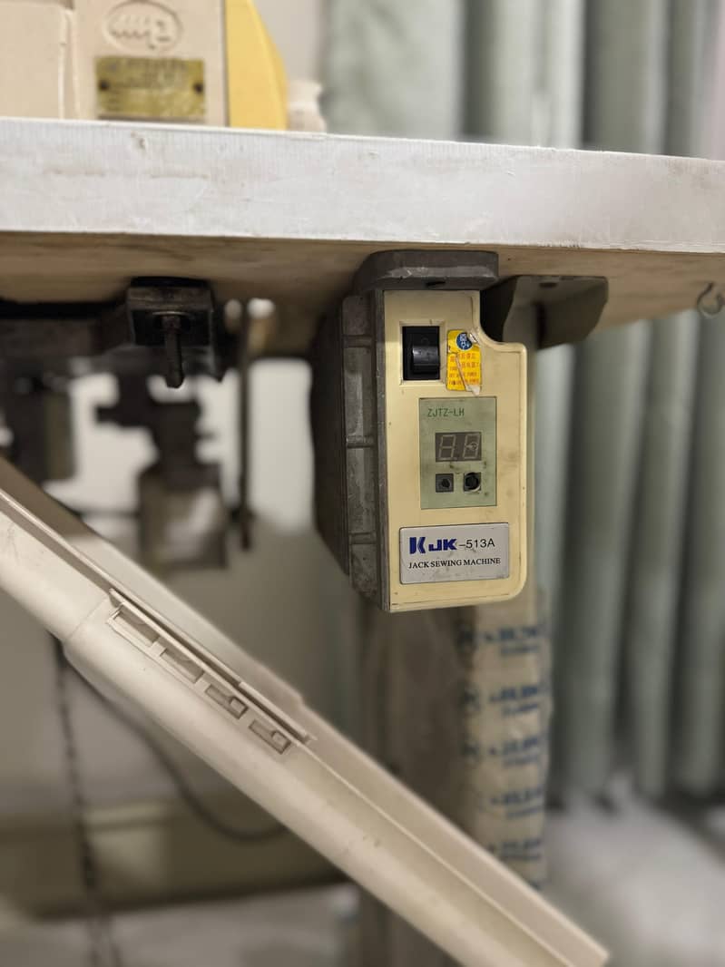 overlook machine perfect condition 9
