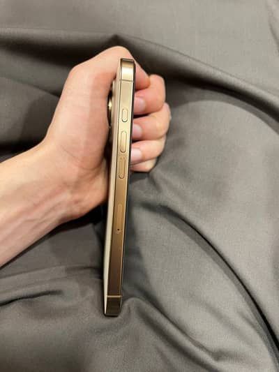 Iphone 16 pro 512gb PTA