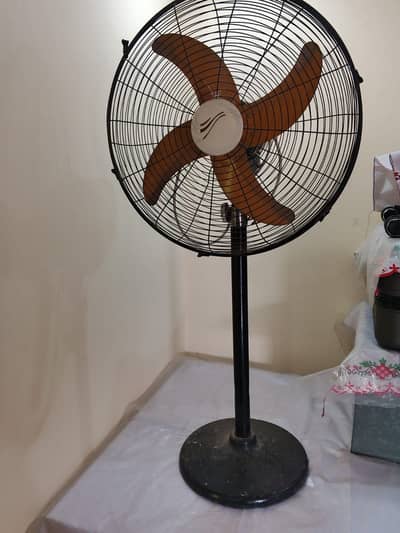 Padestal Fan of 12 Volt