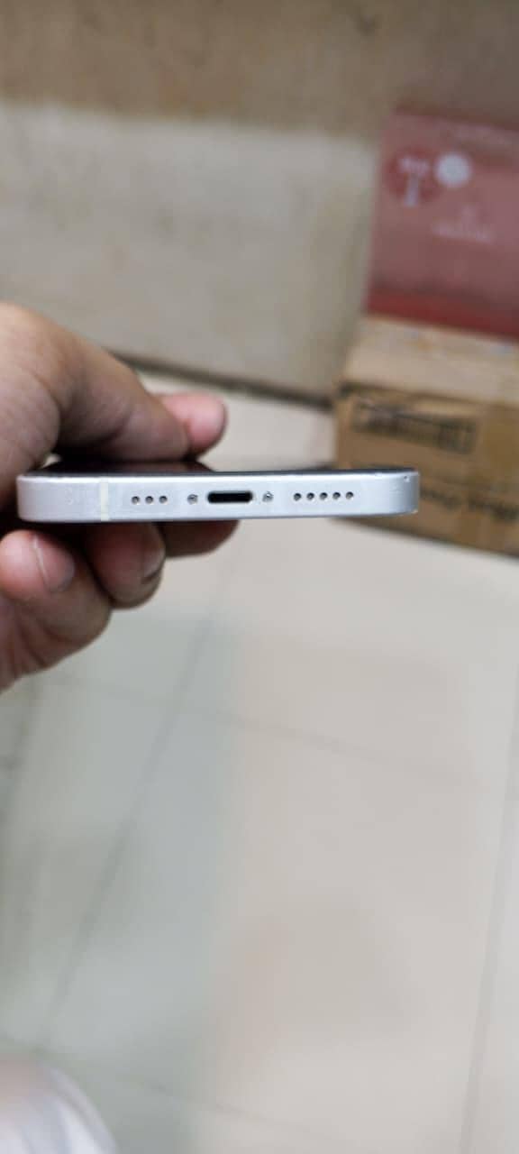 iPhone 12 jv 5