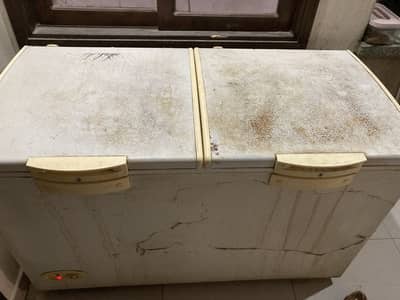 2 door waves freezer