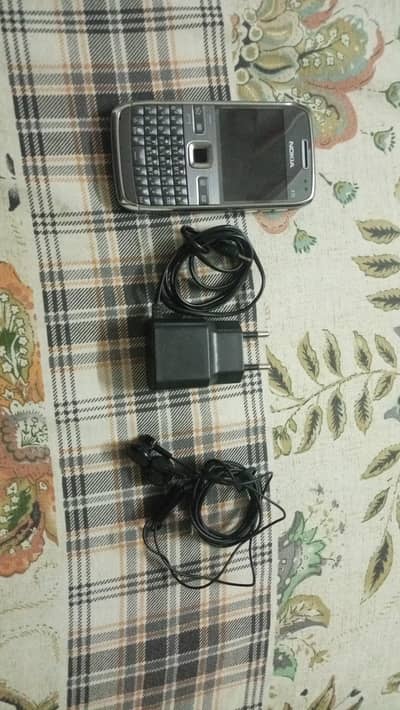 nokia e72