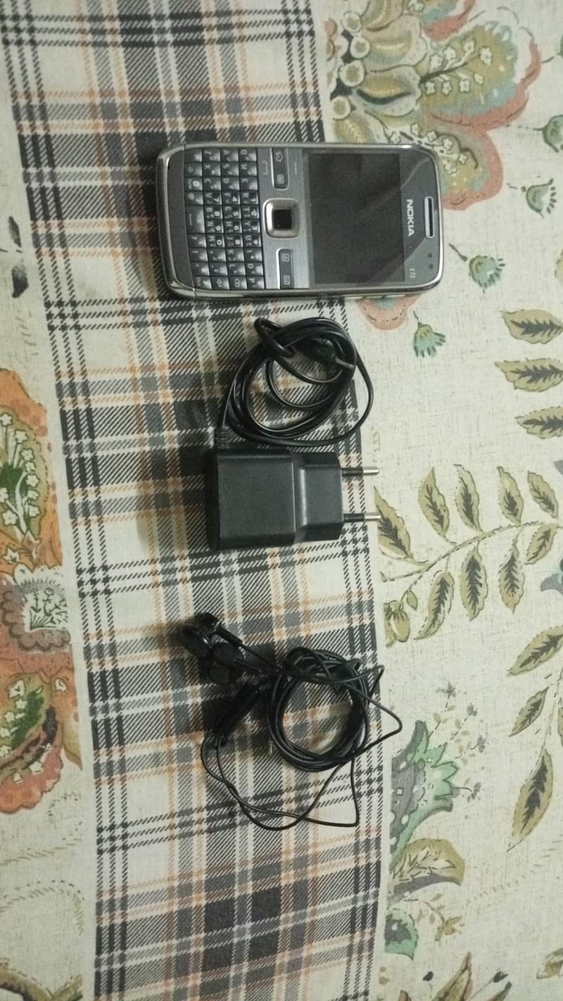 nokia e72 0