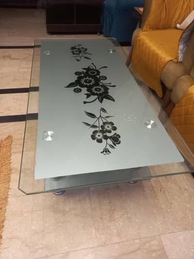 Glass Coffe Table 6mm top, 3mm bottom. (4.25 X 2.25 ft)