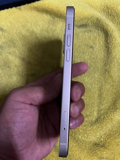 Iphone 12 factory unlock