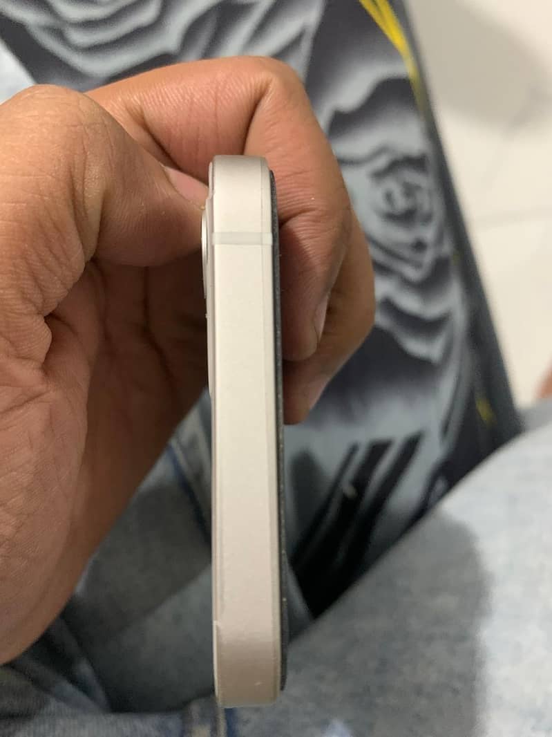 Apple iPhone 12 3