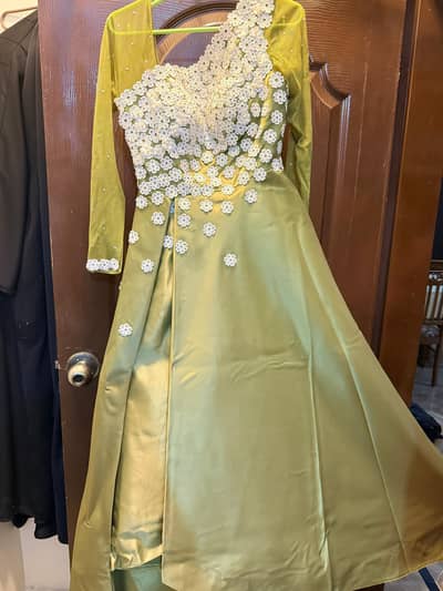 Elegant Olive Green Fancy Maxi Dress – Small Size