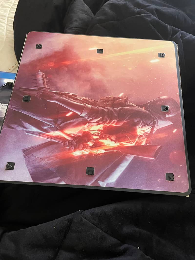 PS4 slim 1