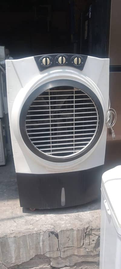 Vena's air coolar