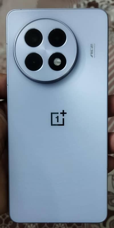 OnePlus Ace 5 Pro