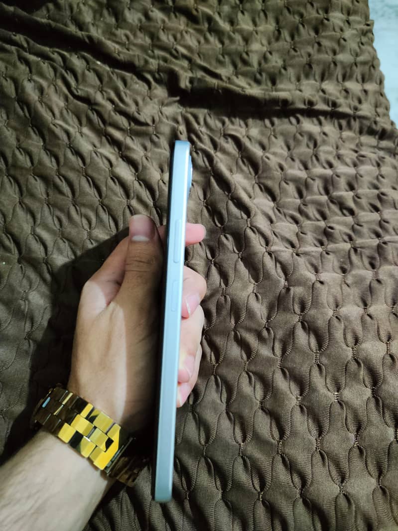 Infinix 6