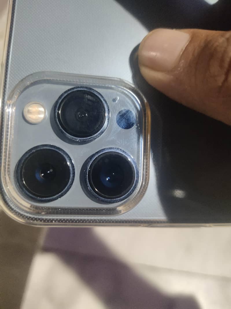 iPhone 13 pro max 2