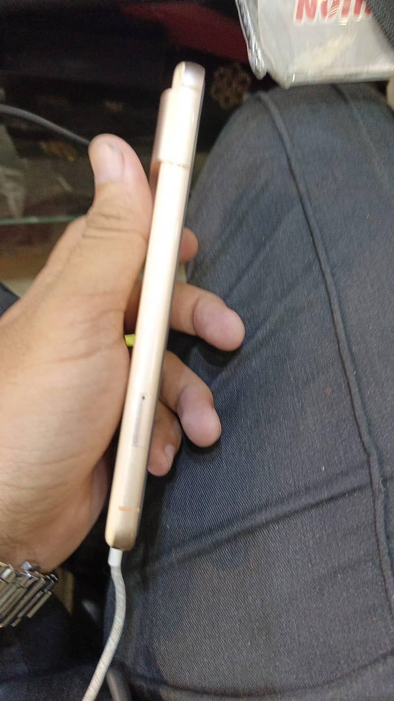 pixel 8 4