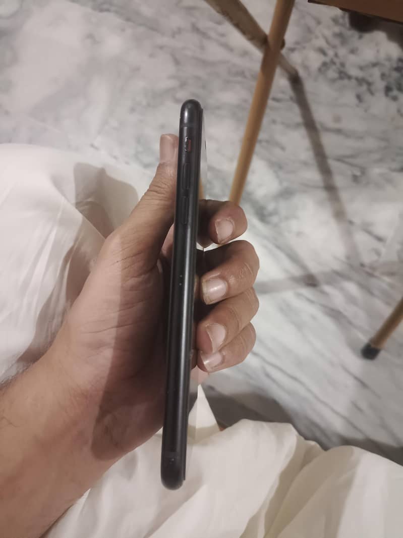 iphone XR 5