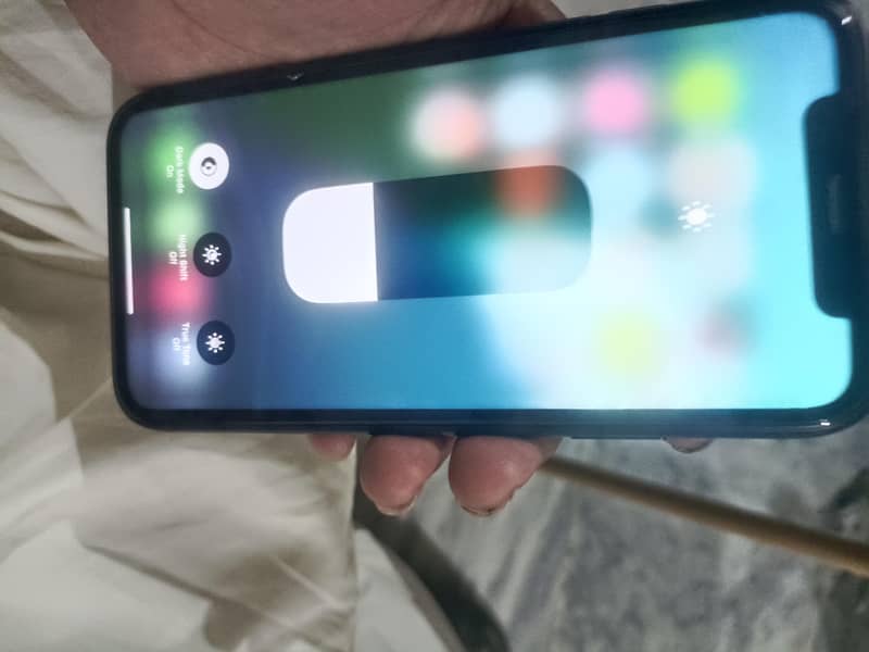iphone XR 6