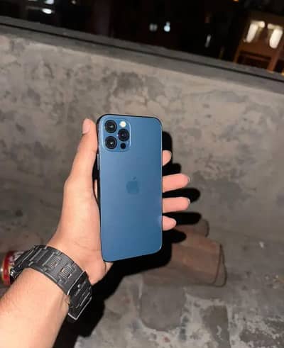 huIphone 12 pro jv