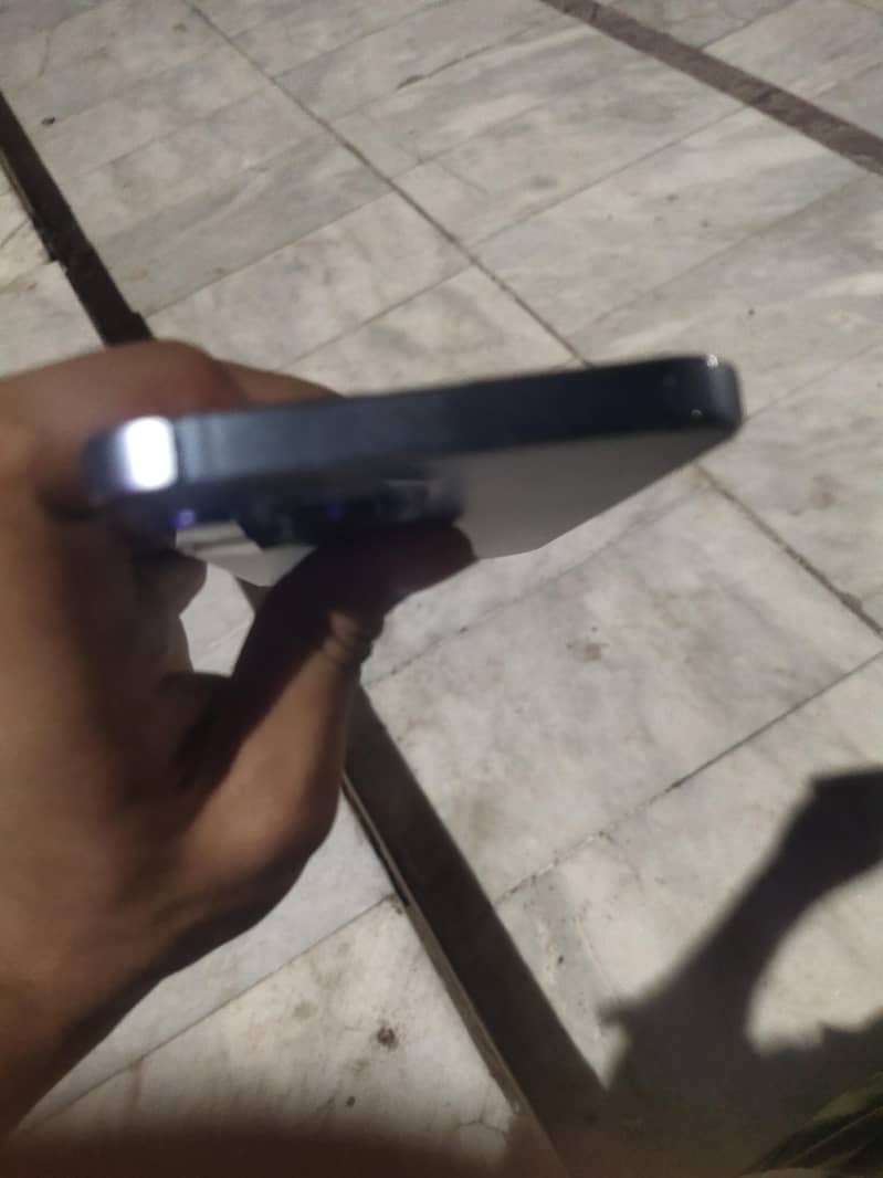 iPhone 13 pro max 4