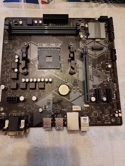 Asus motherboard  b450
