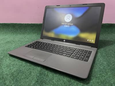 HP 15.6" 10th Gen AMD Quad Core with Radeon Graphics 10/10