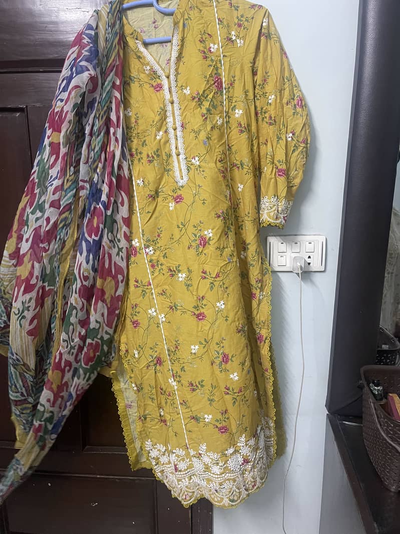 Clearing wardrobe condition 10/10 18