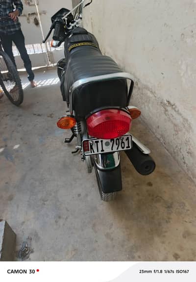UNITED 125