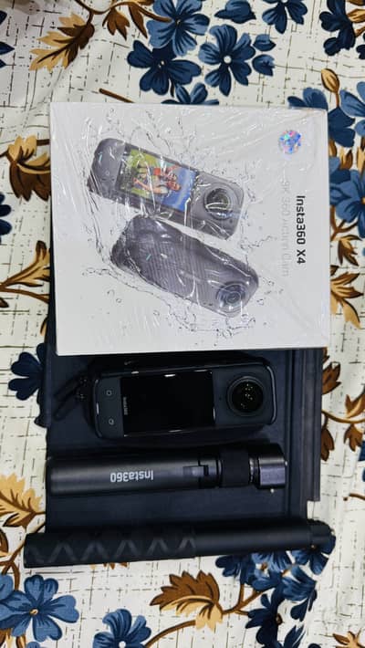 insta360 x4 Barand new