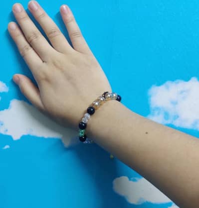 bracelets with rings and a complete set .