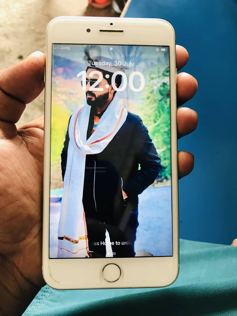 Iphon8 plus 3
