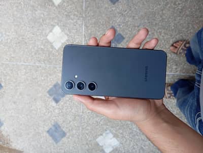SAMSUNG S24 FE | 8 / 128 GB | FACTORY UNLOCK