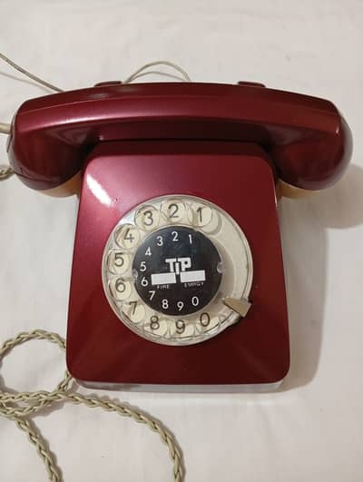 Antique classic vintage Rotory telephone set