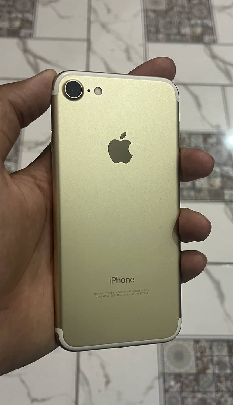iPhone 7 0